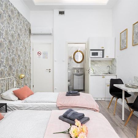 Delta Apartments Budapest บูดาเปสต์ ภายนอก รูปภาพ