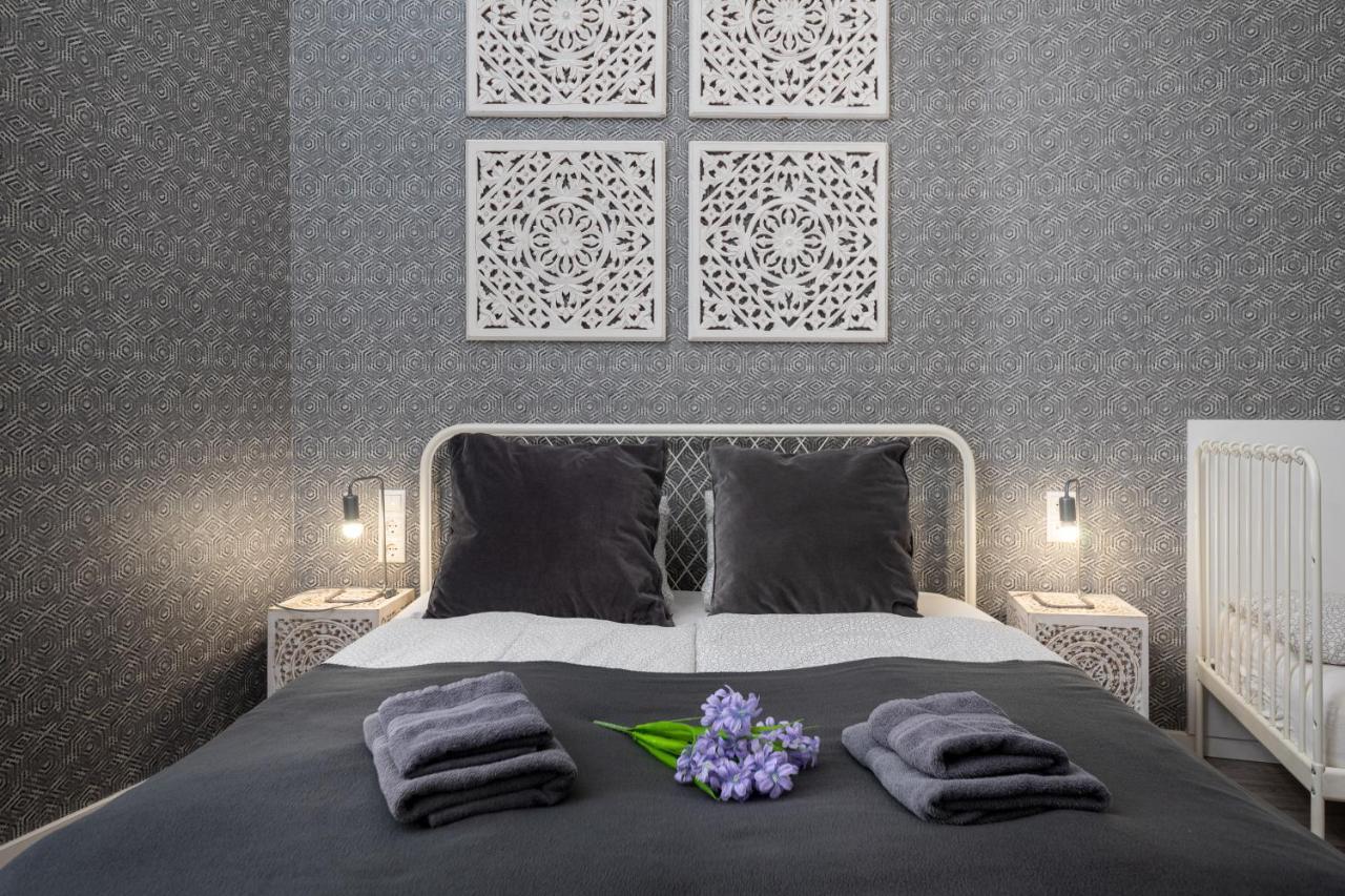 Delta Apartments Budapest บูดาเปสต์ ภายนอก รูปภาพ