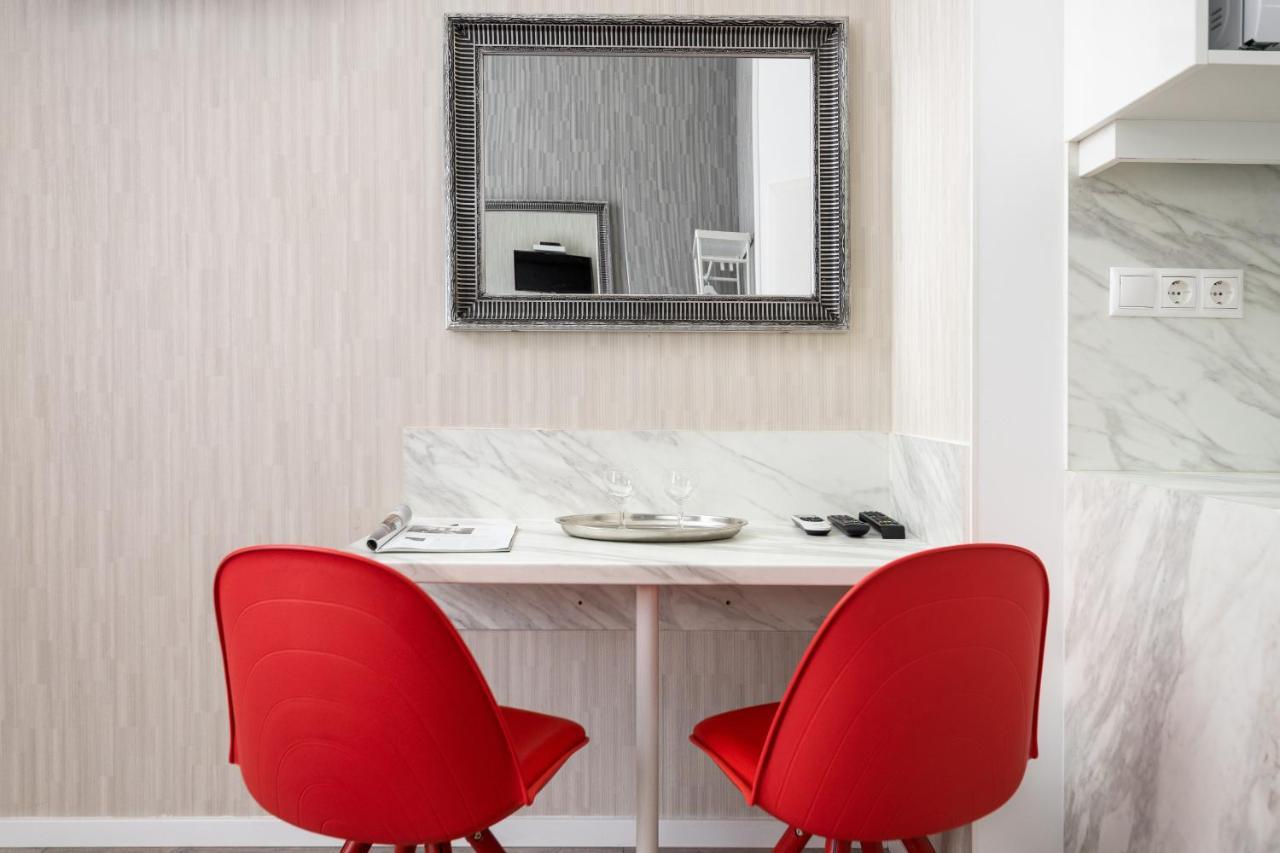 Delta Apartments Budapest บูดาเปสต์ ภายนอก รูปภาพ