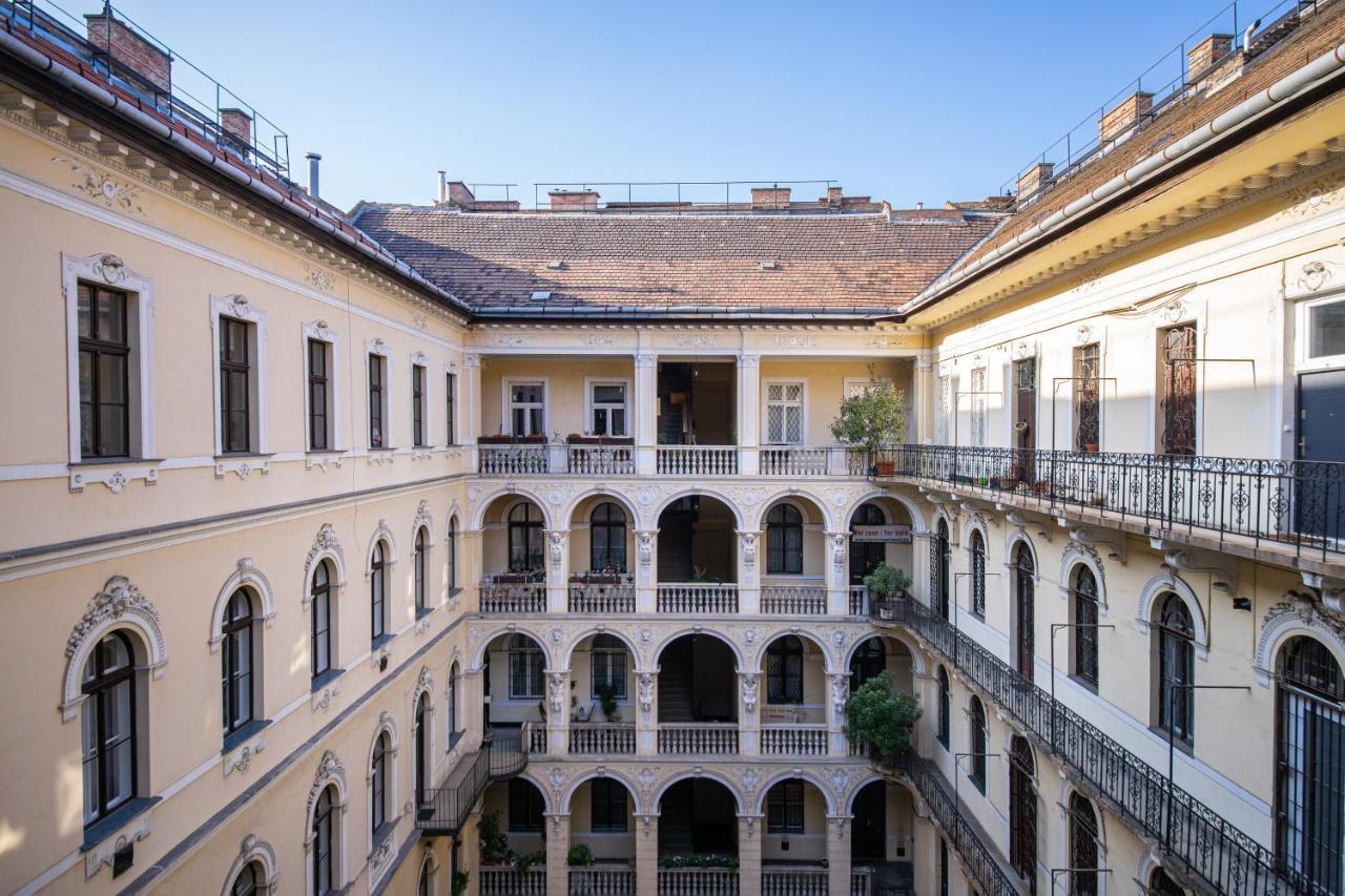 Delta Apartments Budapest บูดาเปสต์ ภายนอก รูปภาพ